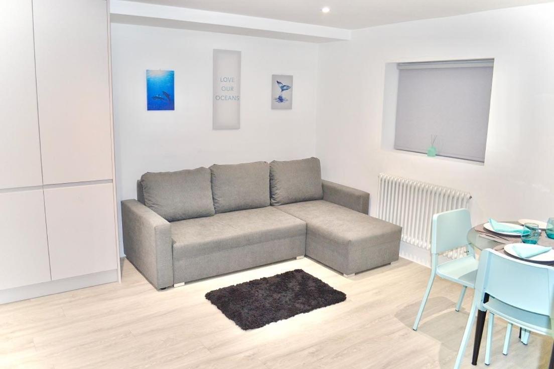 Fidelity Stays Beach Themed Apartment Hove Exterior foto